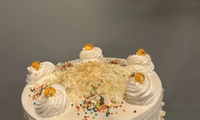 90 DegreesThe Cake Studio